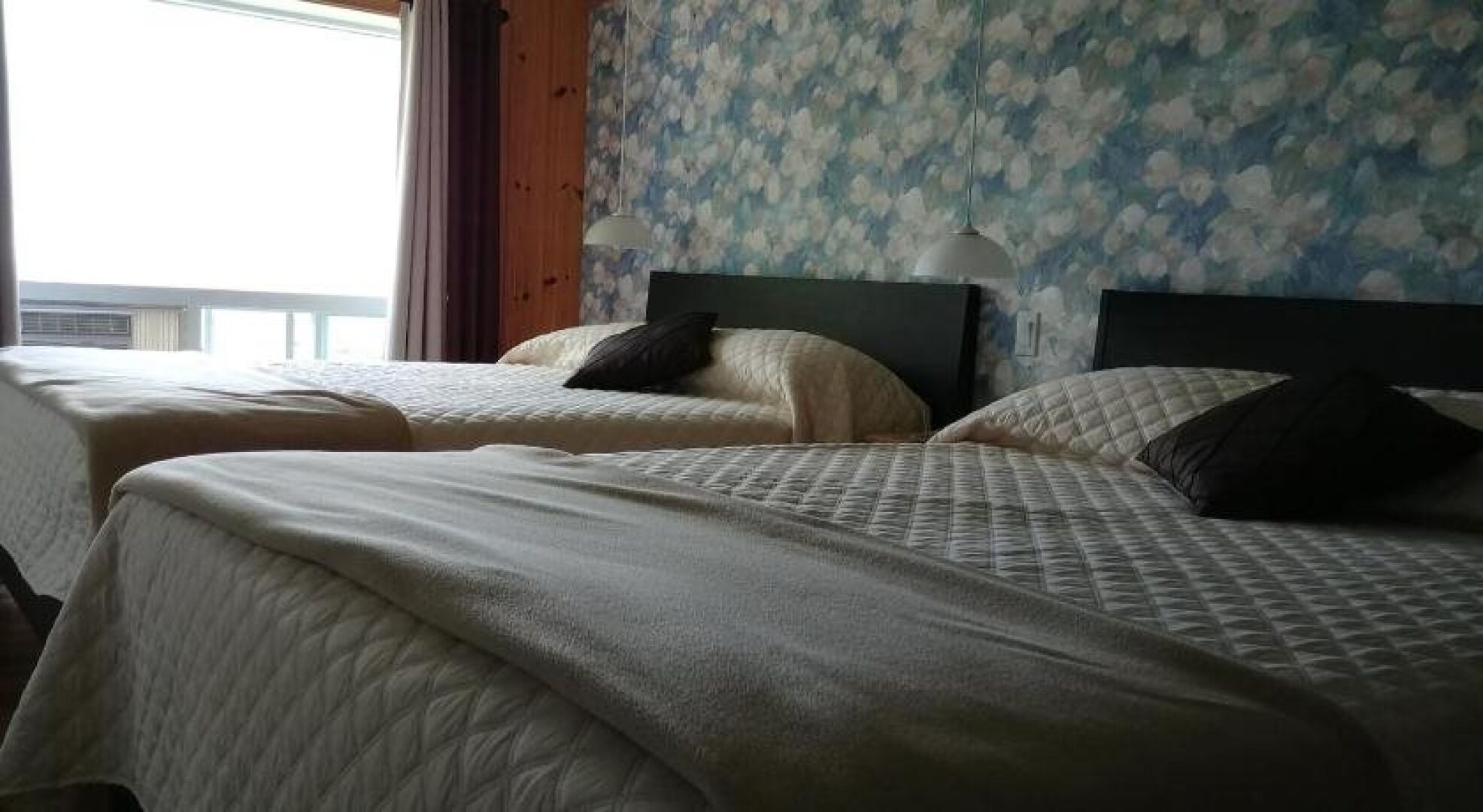 Hotel La Roche Pleureuse