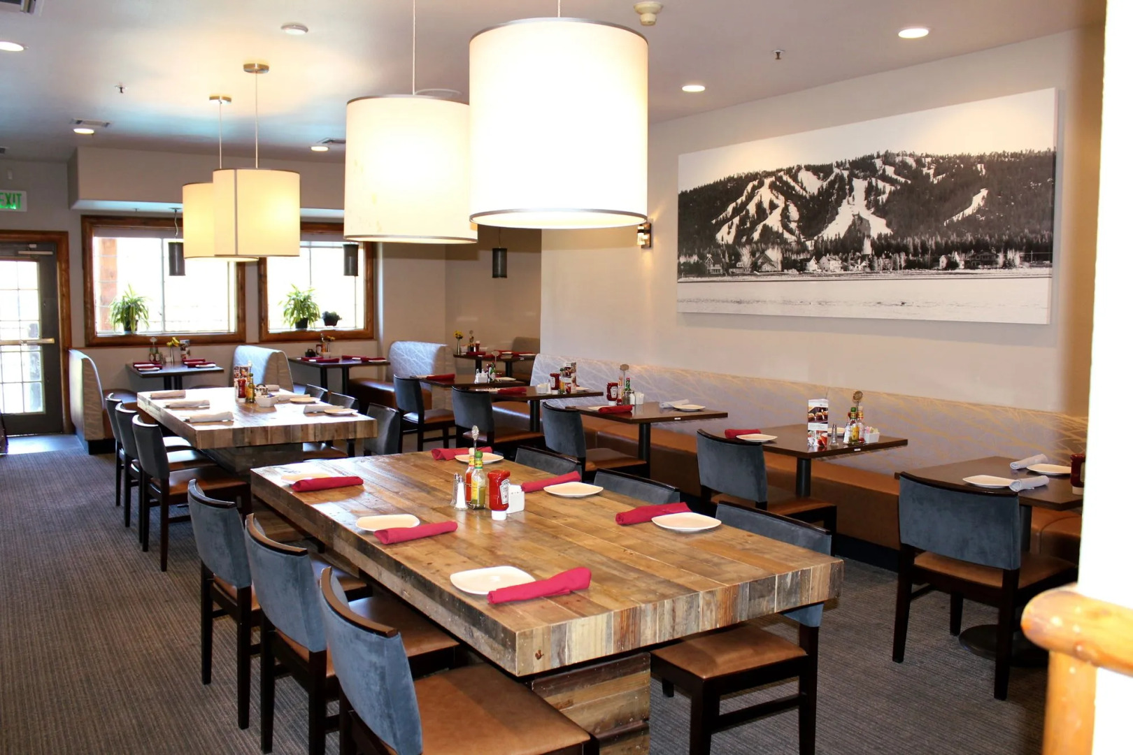 Holiday Inn Resort The Lodge At Big Bear Lake by IHG