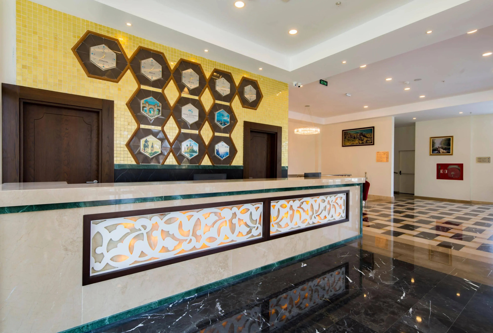 Crystal Waterworld Aqua Collection