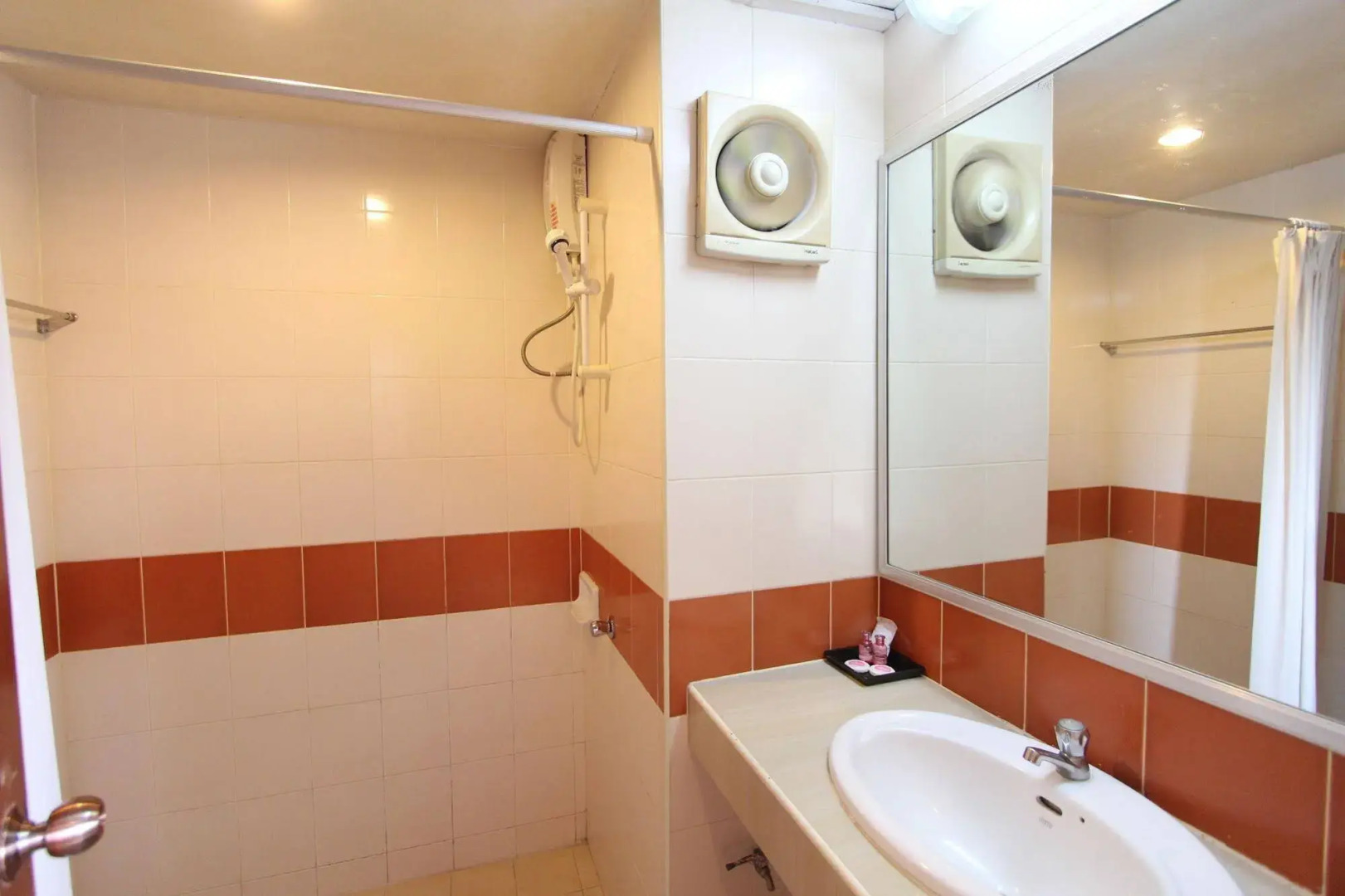 Piyada Residence by Nexottel