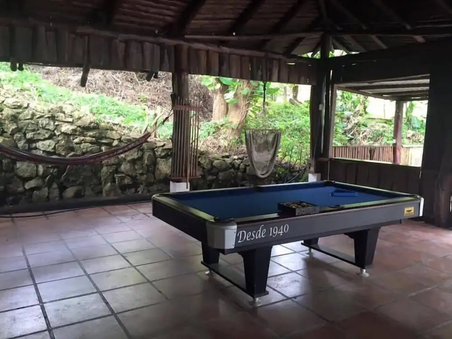 Manuel Antonio Hostel Resort