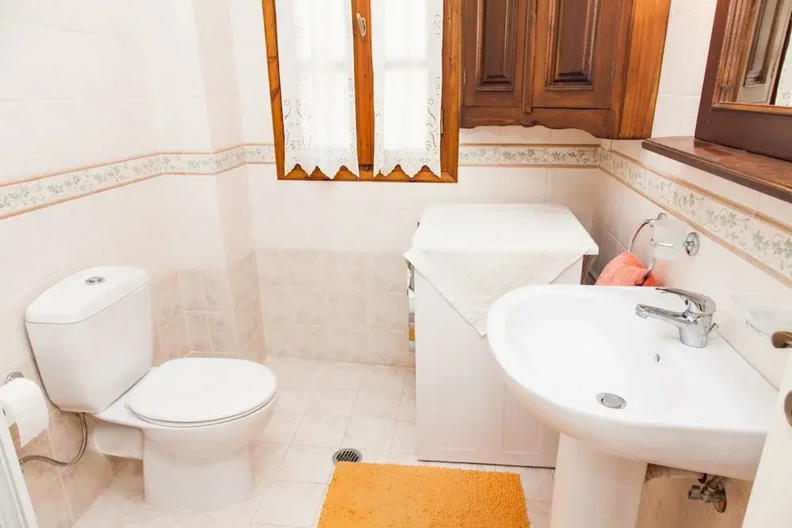 Arachova's Hilltop Delight Apartment