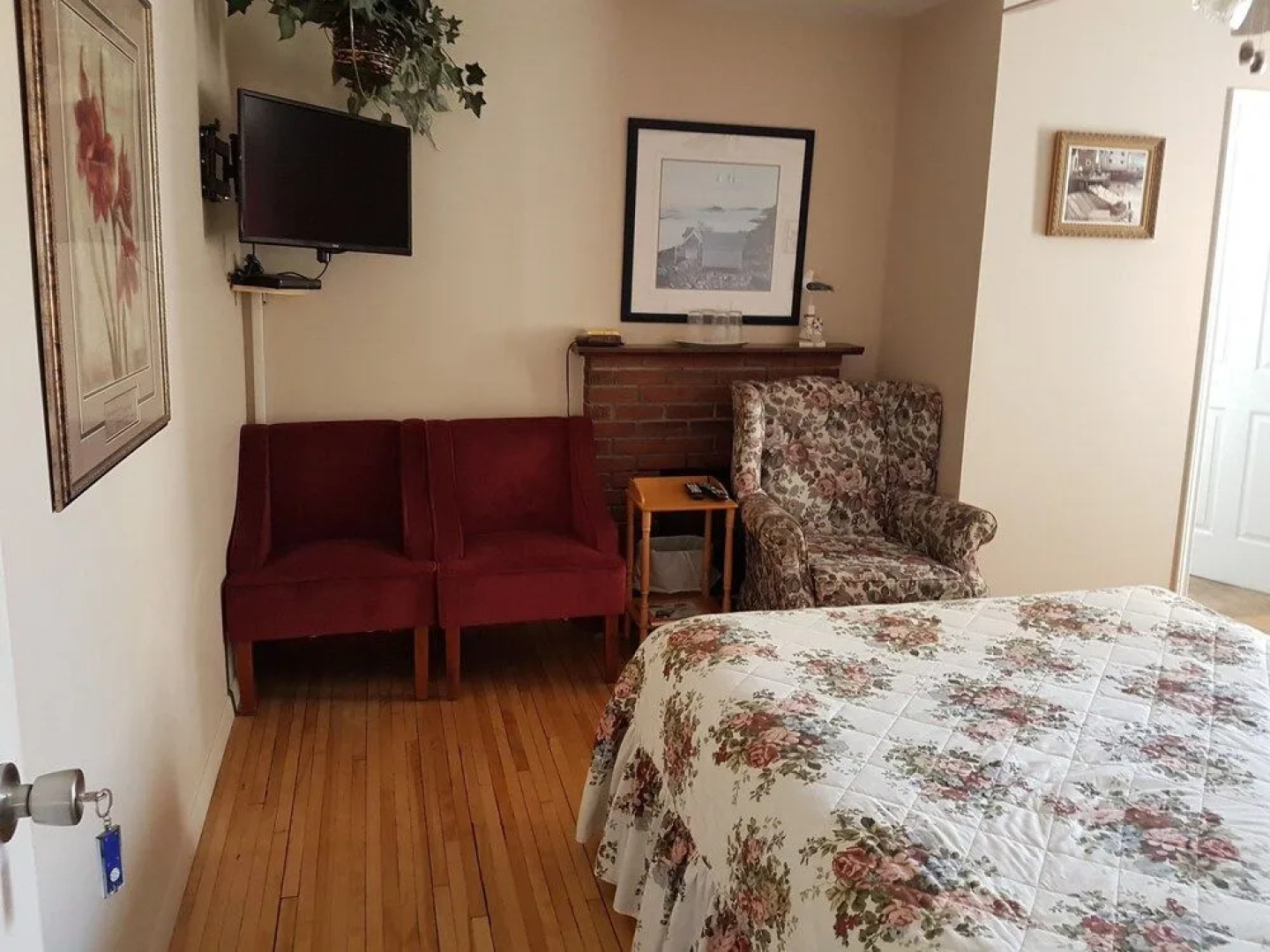 At The Harbourfront B&B