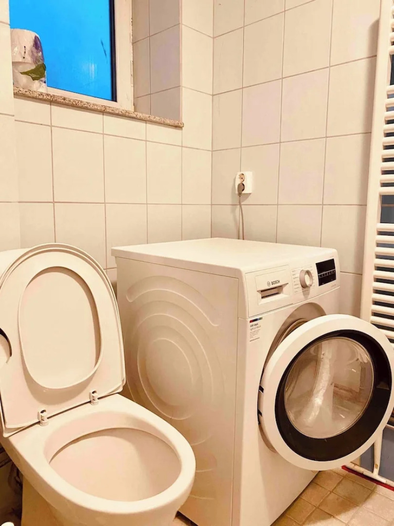 Bjurvik's Villa - Flat 2 - Business Customers Only