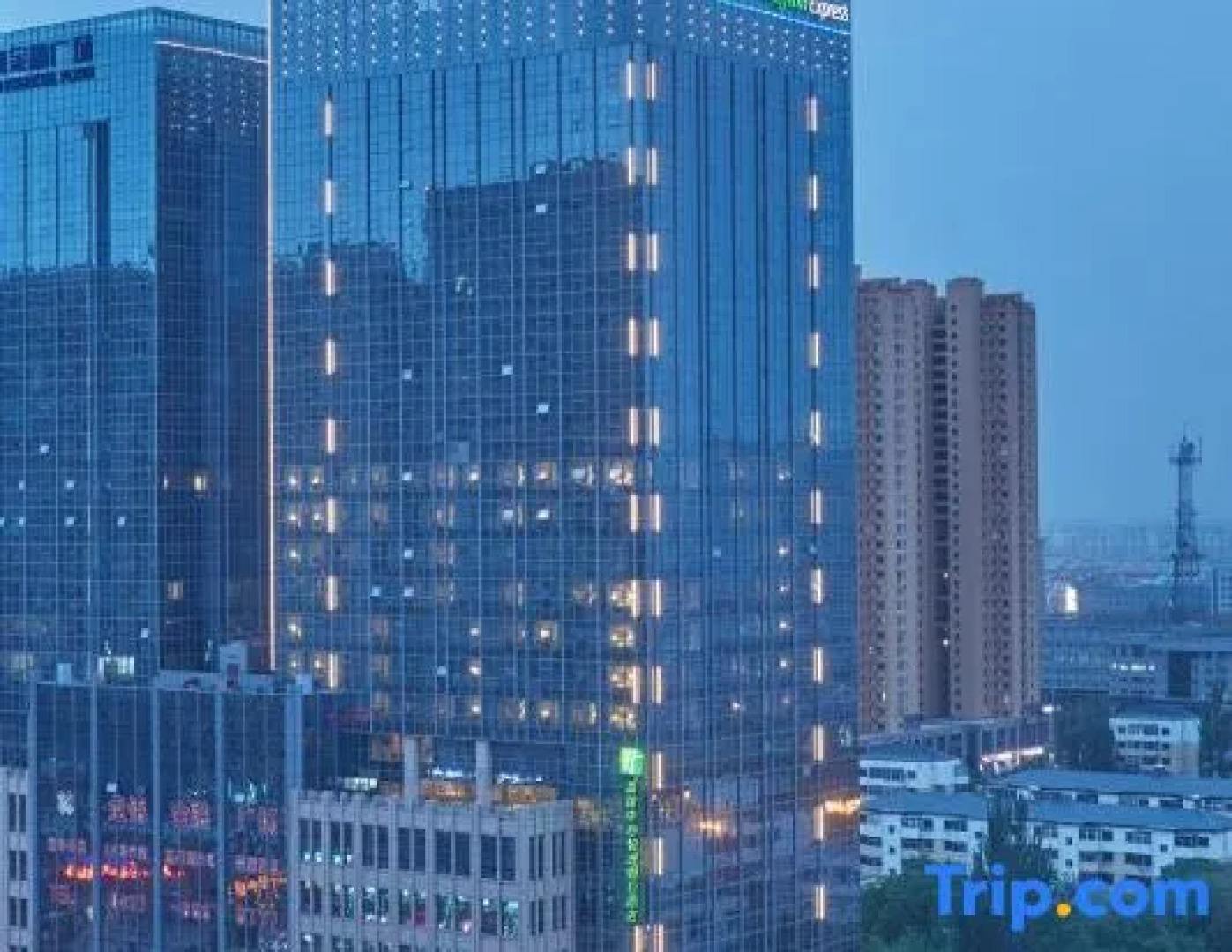 Holiday Inn Express Panjin Downtown