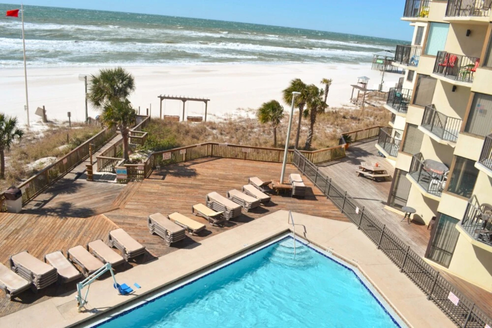 Sunbird Suites by Royal American Beach Getaways