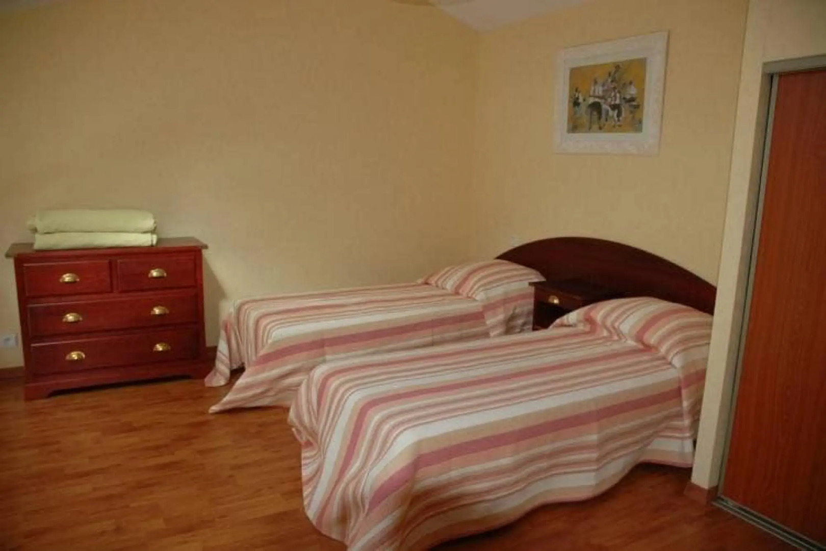 Charming apartment with dishwasher located at a golf course