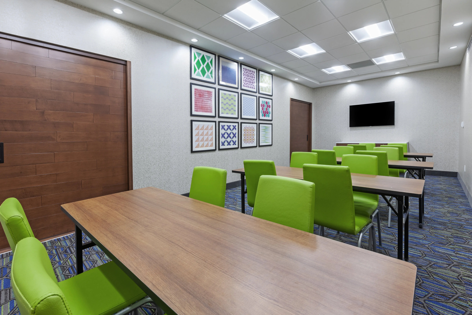 Holiday Inn Exp Stes Owasso by IHG