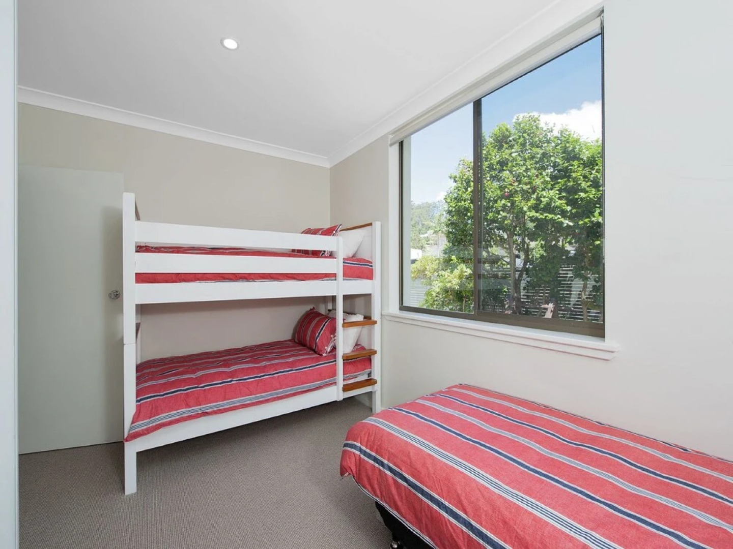 Whispering Sands at Corlette