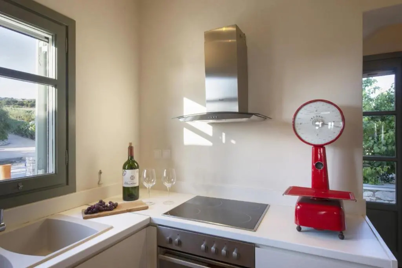 Villa Erato · Ideal family Villa for 8 - Pool, Sea Views