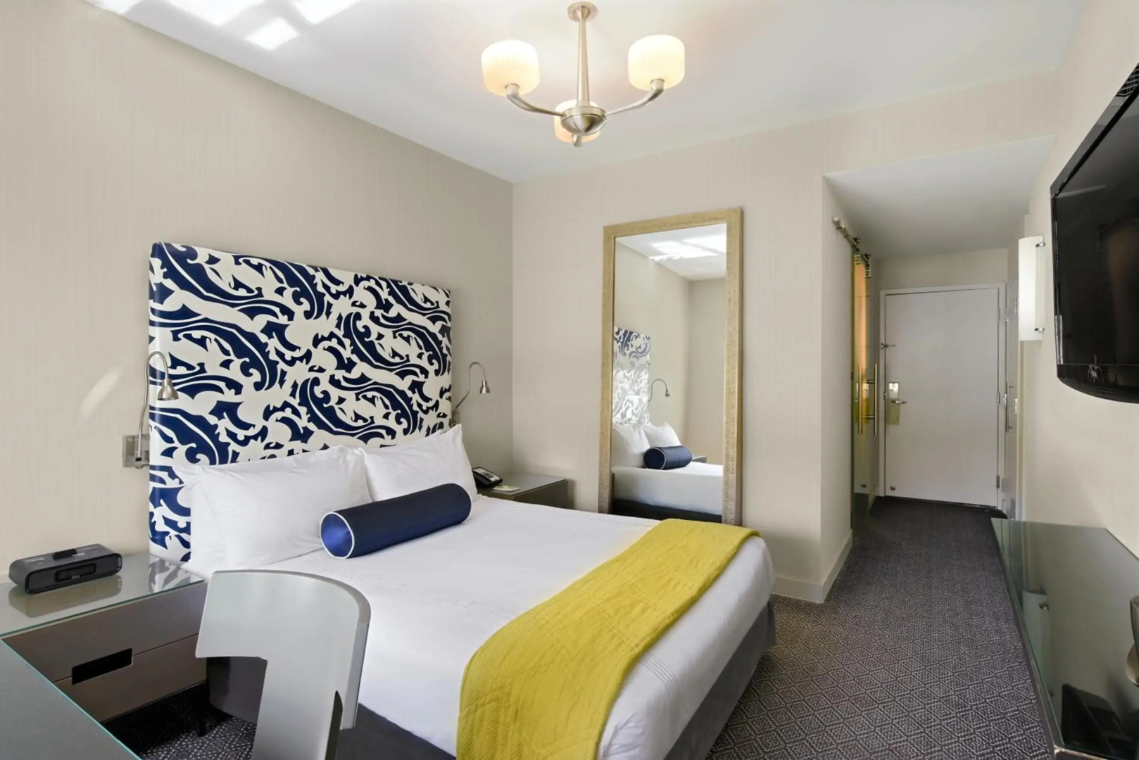 Hotel Breakwater South Beach