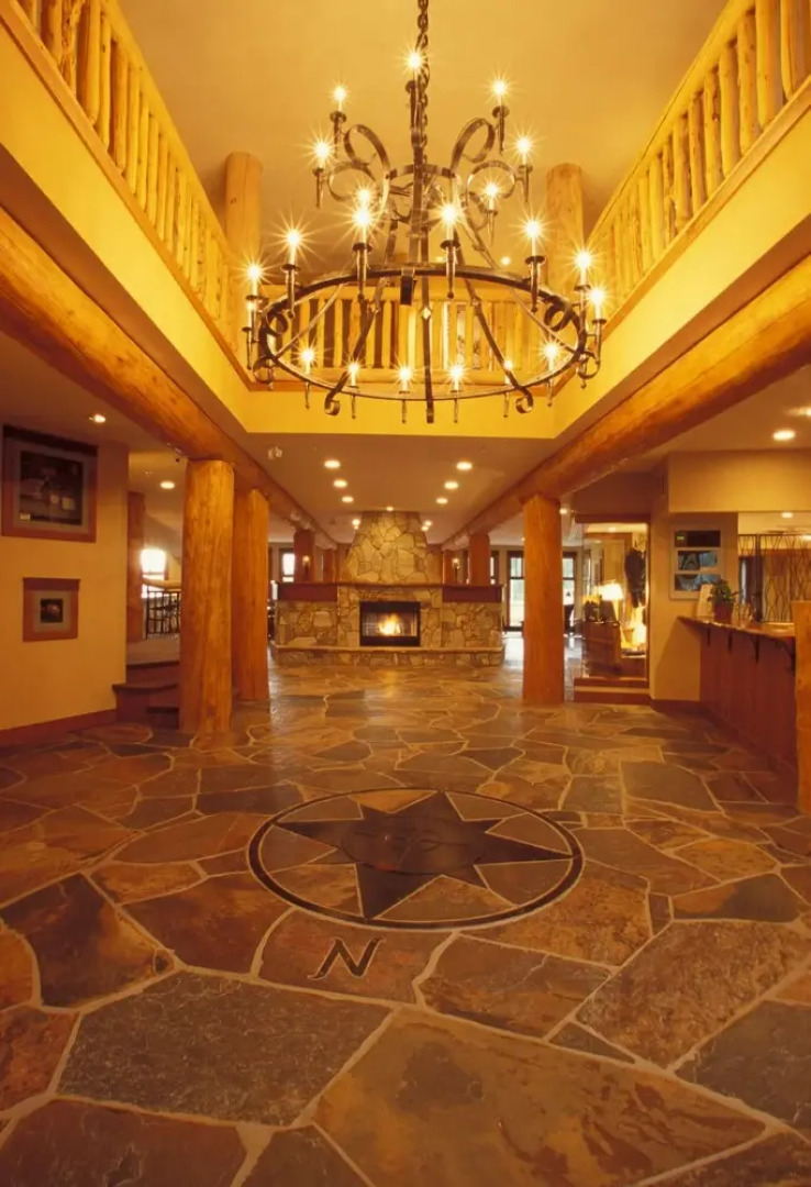 Snow Creek Lodge by Fernie Lodging Co