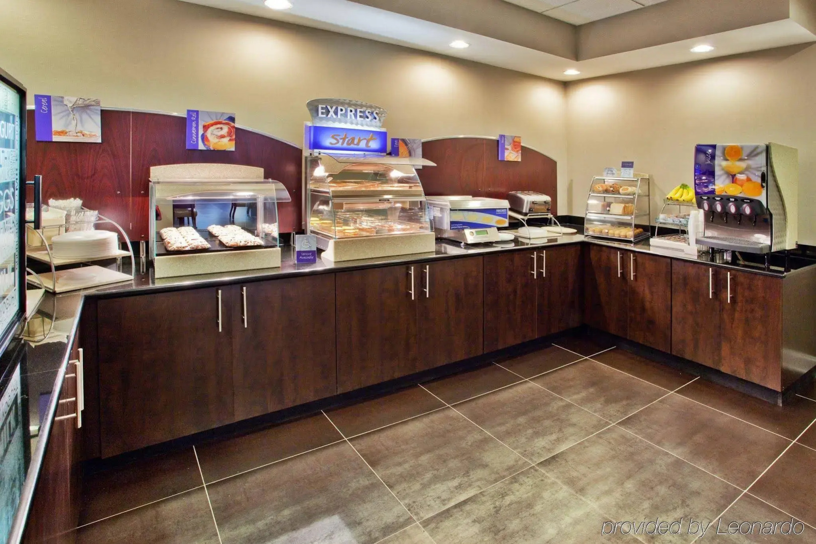 Holiday Inn Express Atlanta West - Theme Park Area by IHG