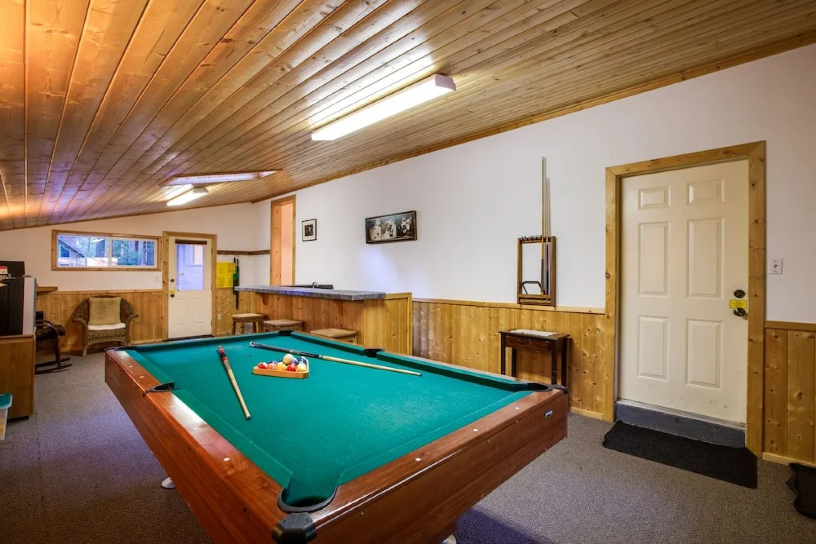 Mt. Baker Lodging Cabin 23 – Hot Tub, WiFi, Sleeps 6! by MBL
