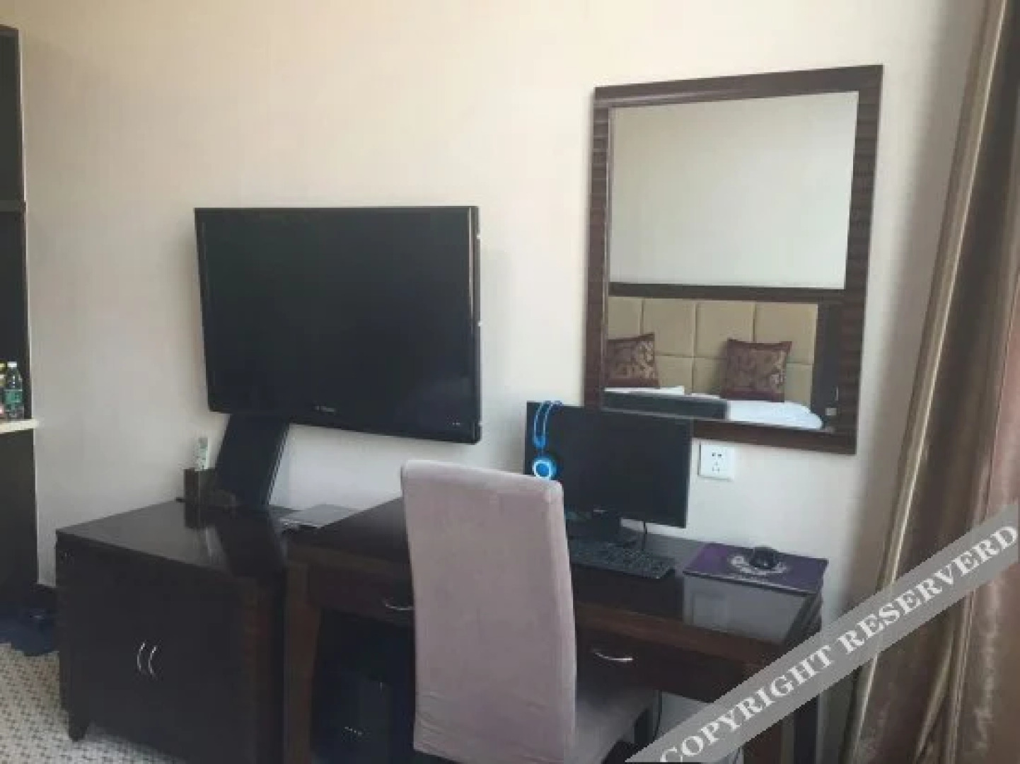 Xiaoshi Holiday Fashion Hotel