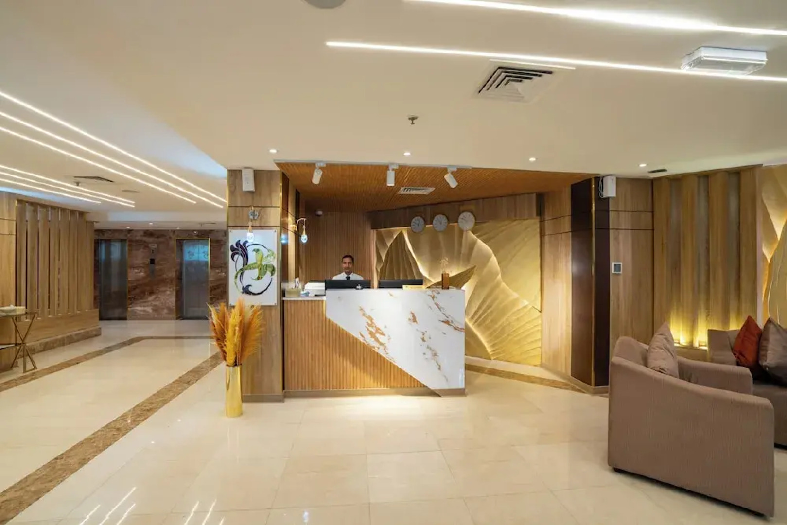 Plaza Athenee Hotel Kuwait