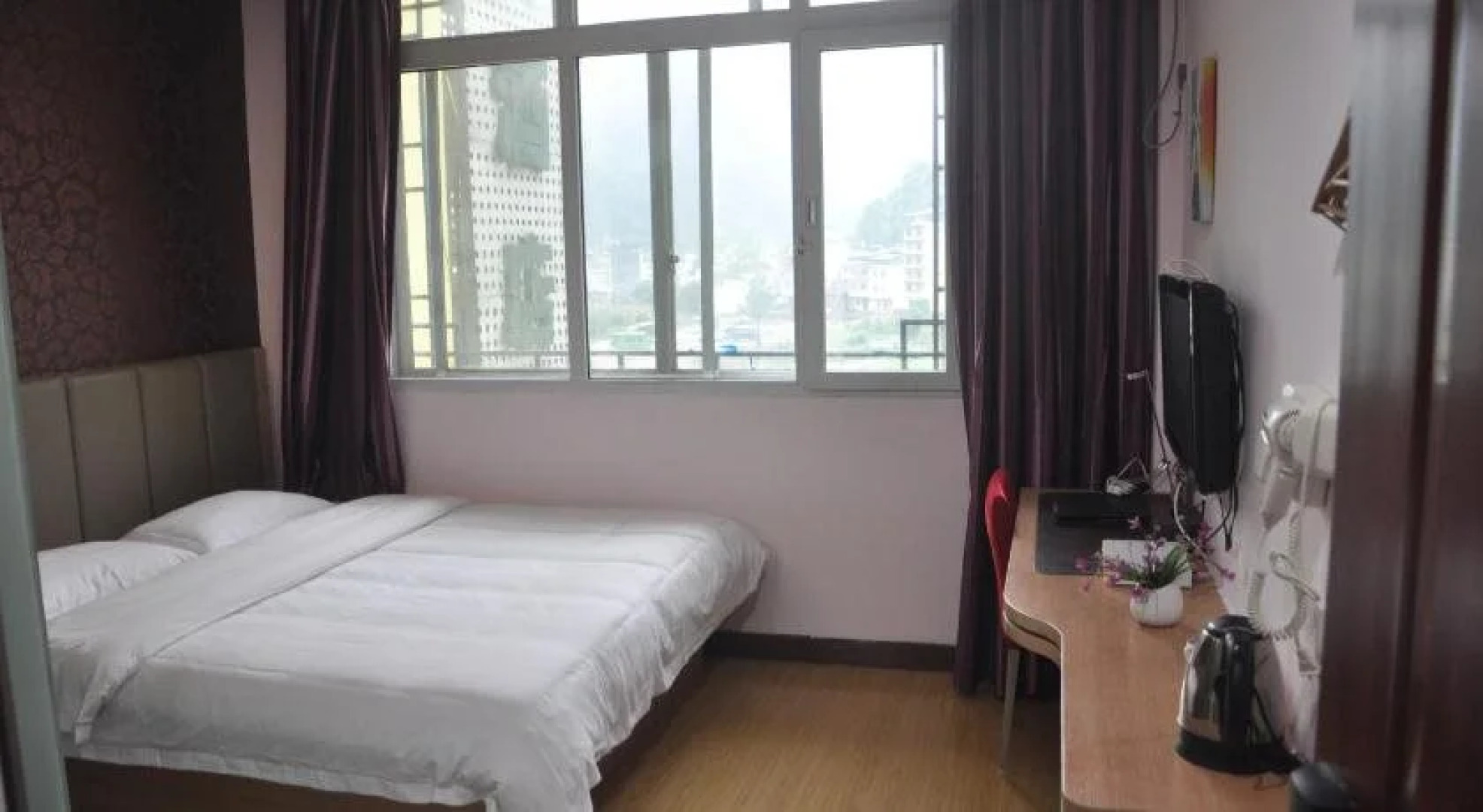 Yangshuo Harbour View Hotel