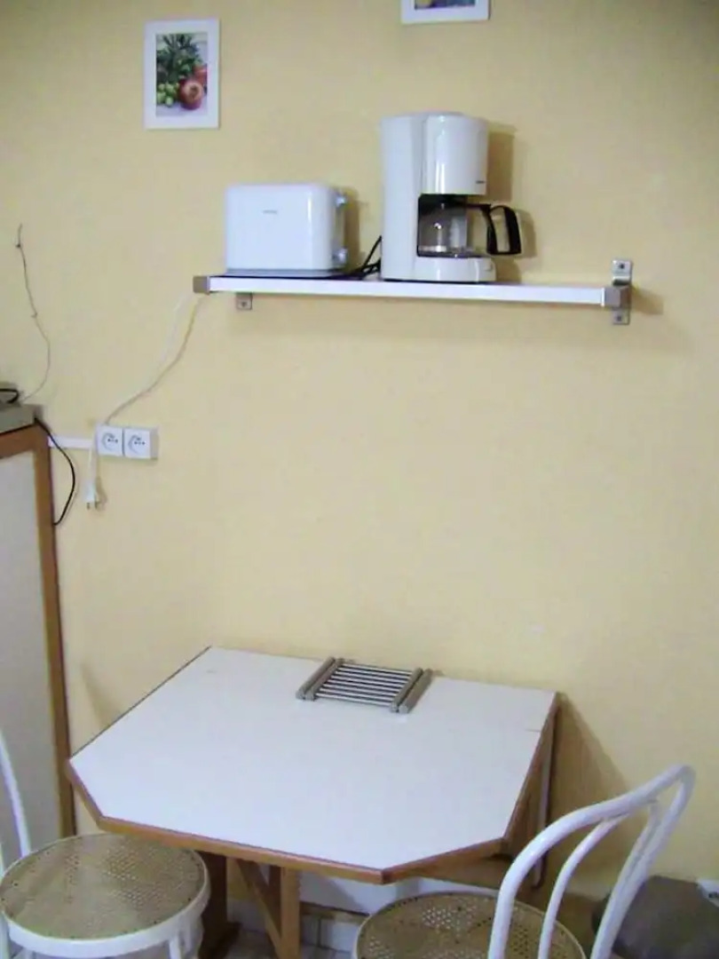 Studio in Lamalou les Bains, With Wonderful Mountain View, Furnished Balcony and Wifi