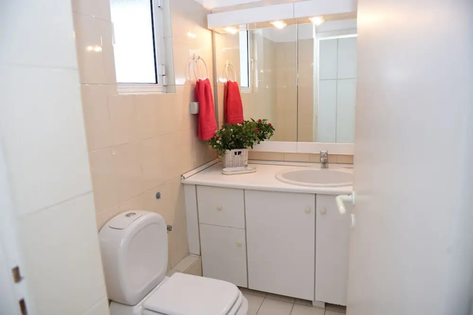 Top Floor With Stunning 360 View