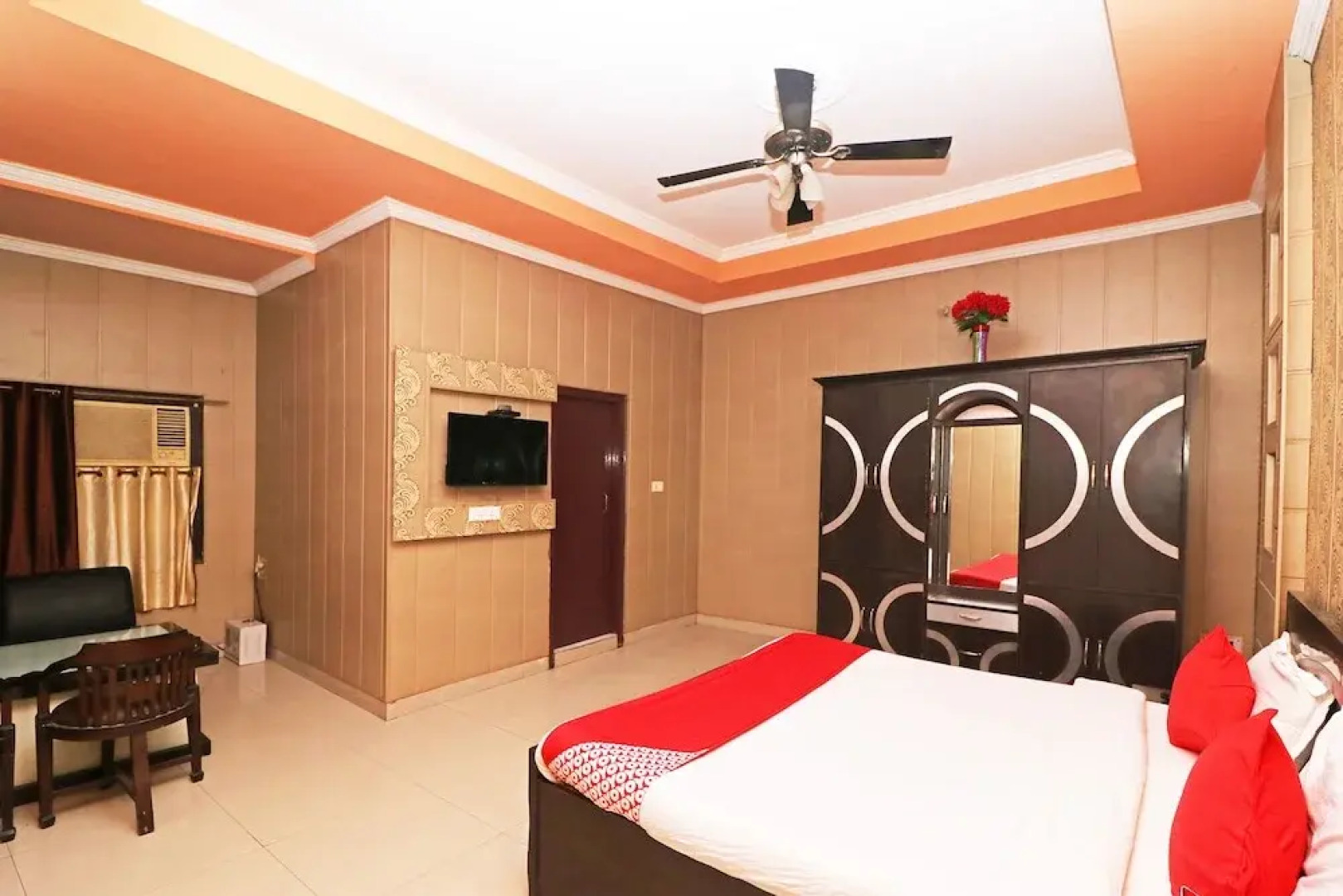 OYO Flagship 28169 Hotel Sagar