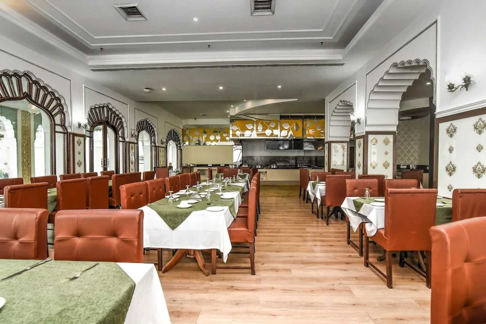 Hotel Utkarsh Vilas