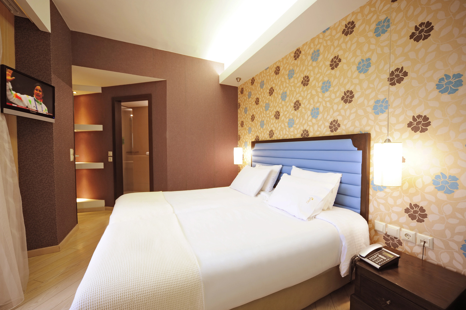 Steris Elegant Beach Hotel