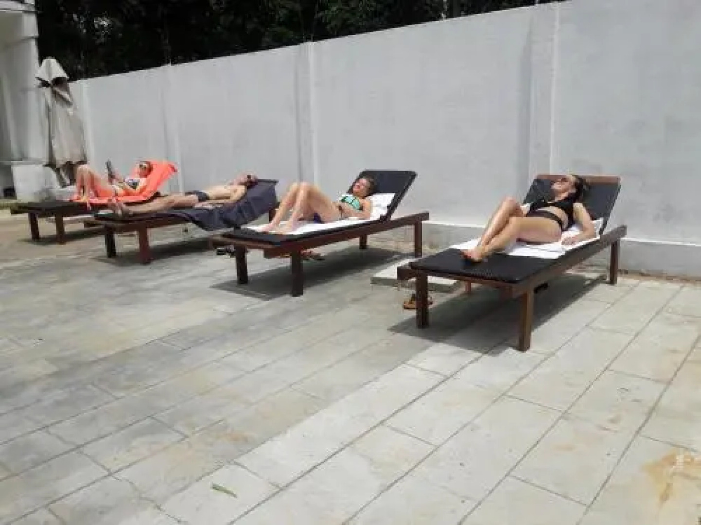 Mahinda Hotel and Restaurant