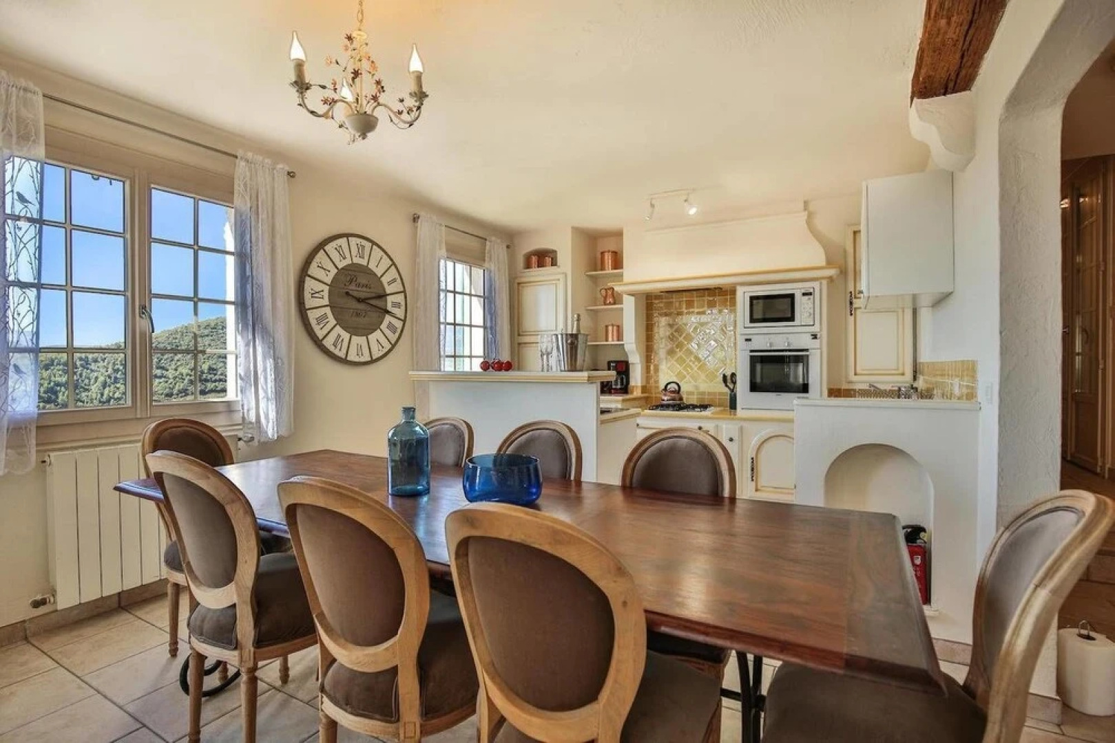 5 bed Villa in Provence With Pool, Outdoor Kitchen