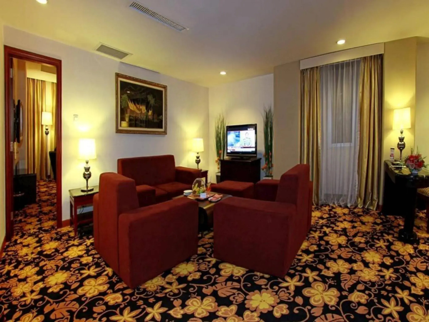 Rocky Plaza Hotel Padang