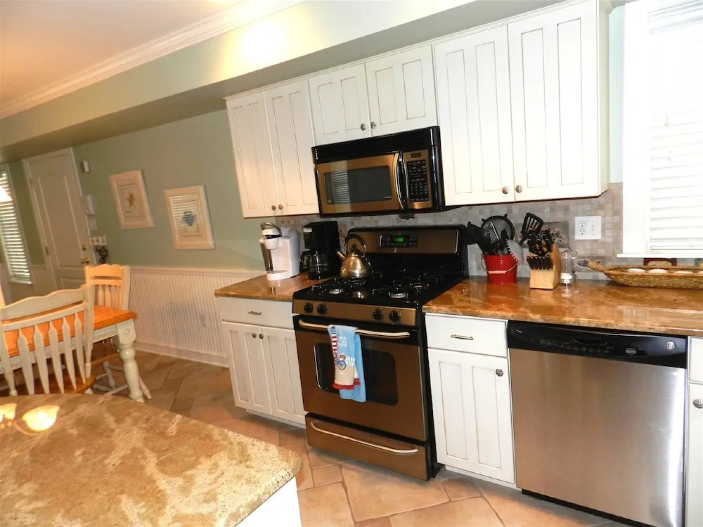 Cm911 Columbia Avenue-2