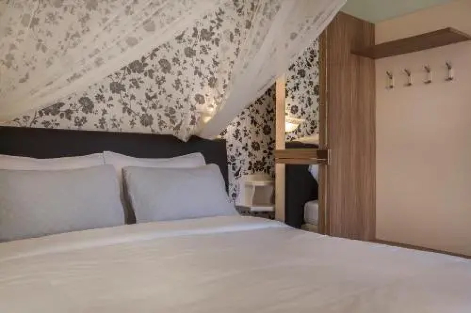 Anthis Beach Apartments