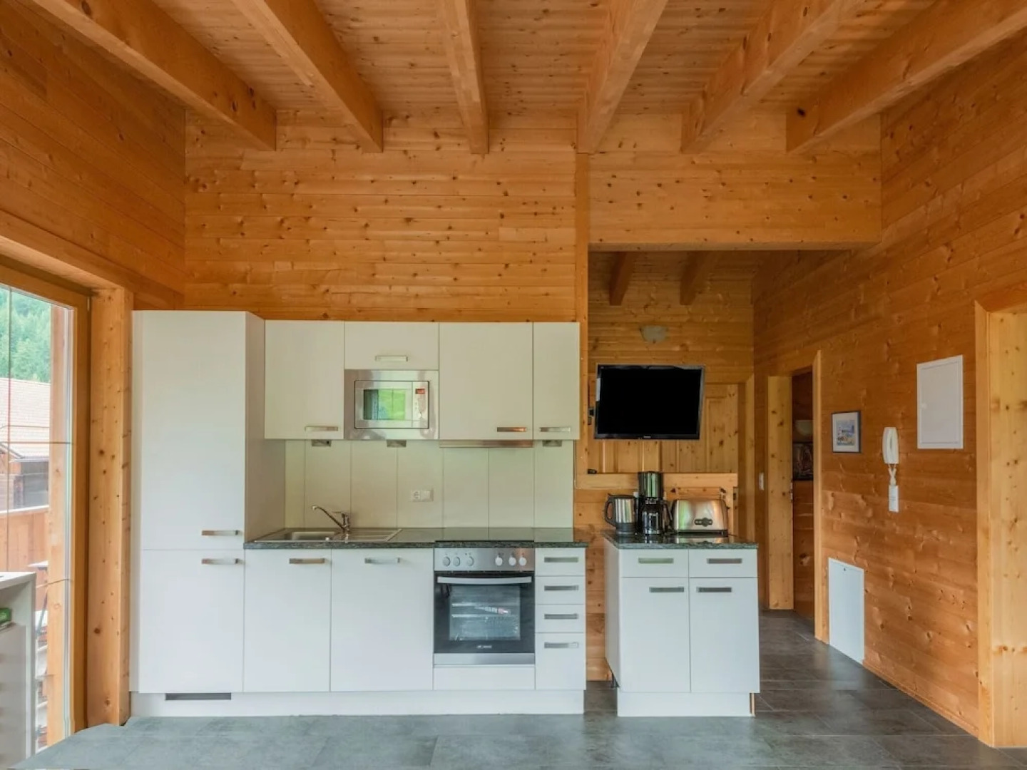 Cozy Apartment In Fendels Near Ski Area