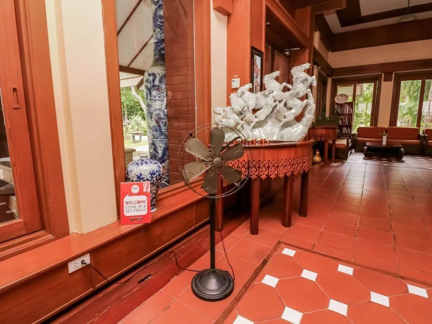 NIDA Rooms Luang Nua 274 Temple