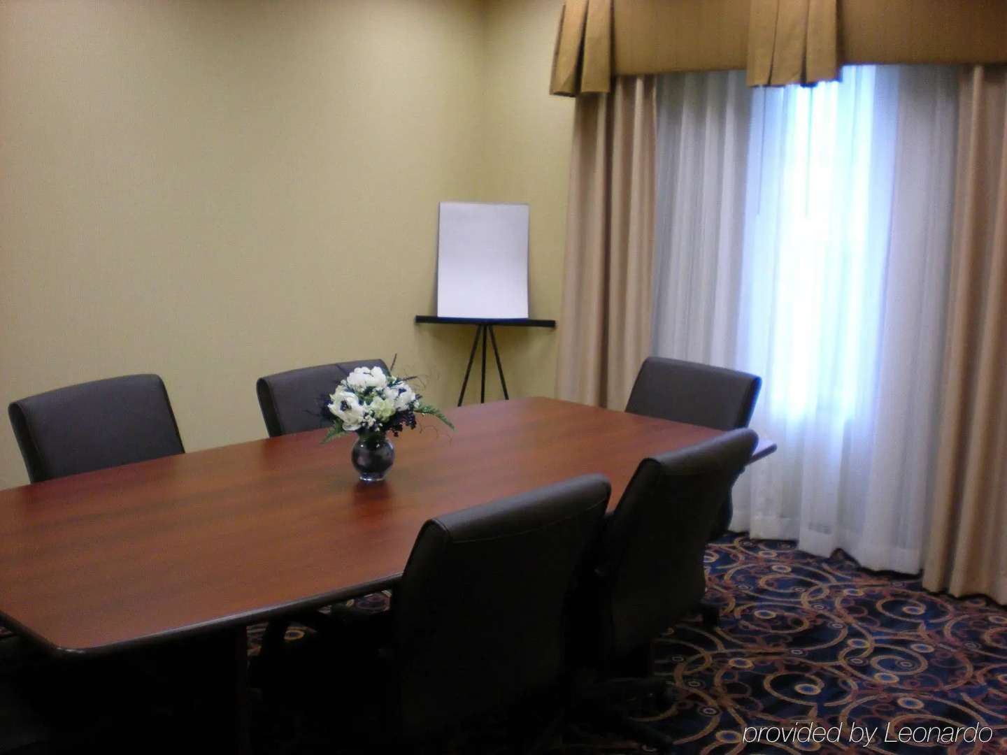 Holiday Inn Express Bentleyville