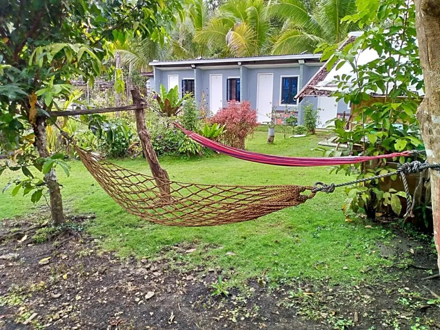 JUNJALs Backpackers Chalet