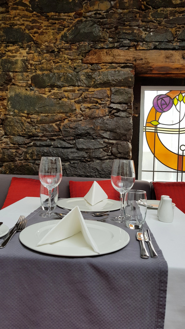 Santa Cruz Village Hotel