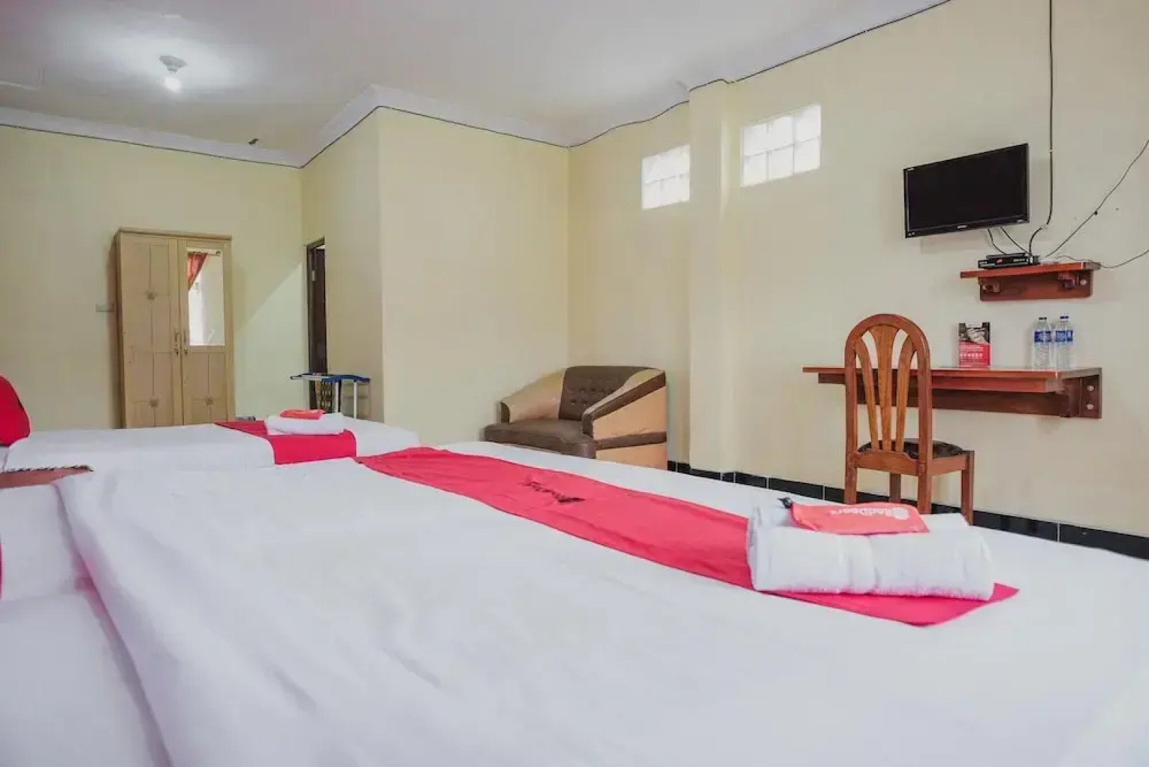 Hotel & RM Sahabat Utama by RedDoorz