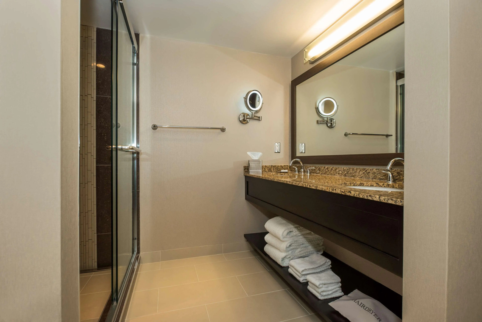 Hilton Winnipeg Airport Suites