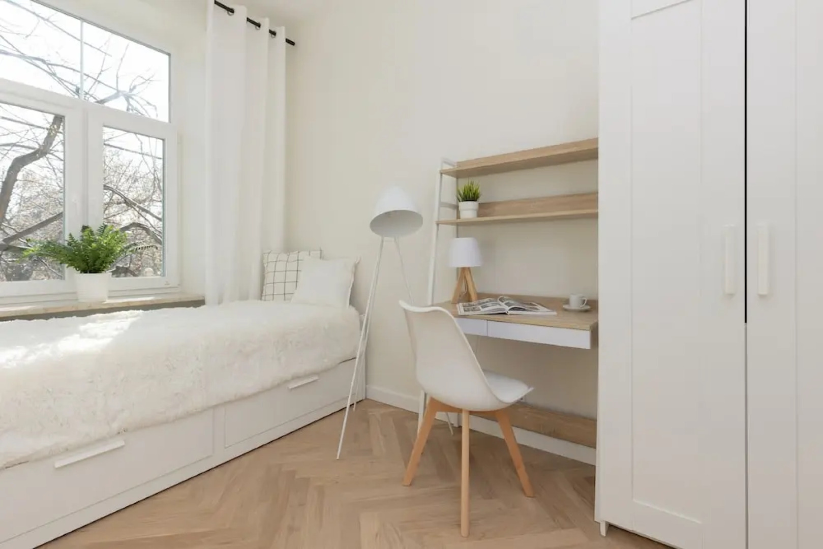 Warsaw Pruszków Apartment by Renters
