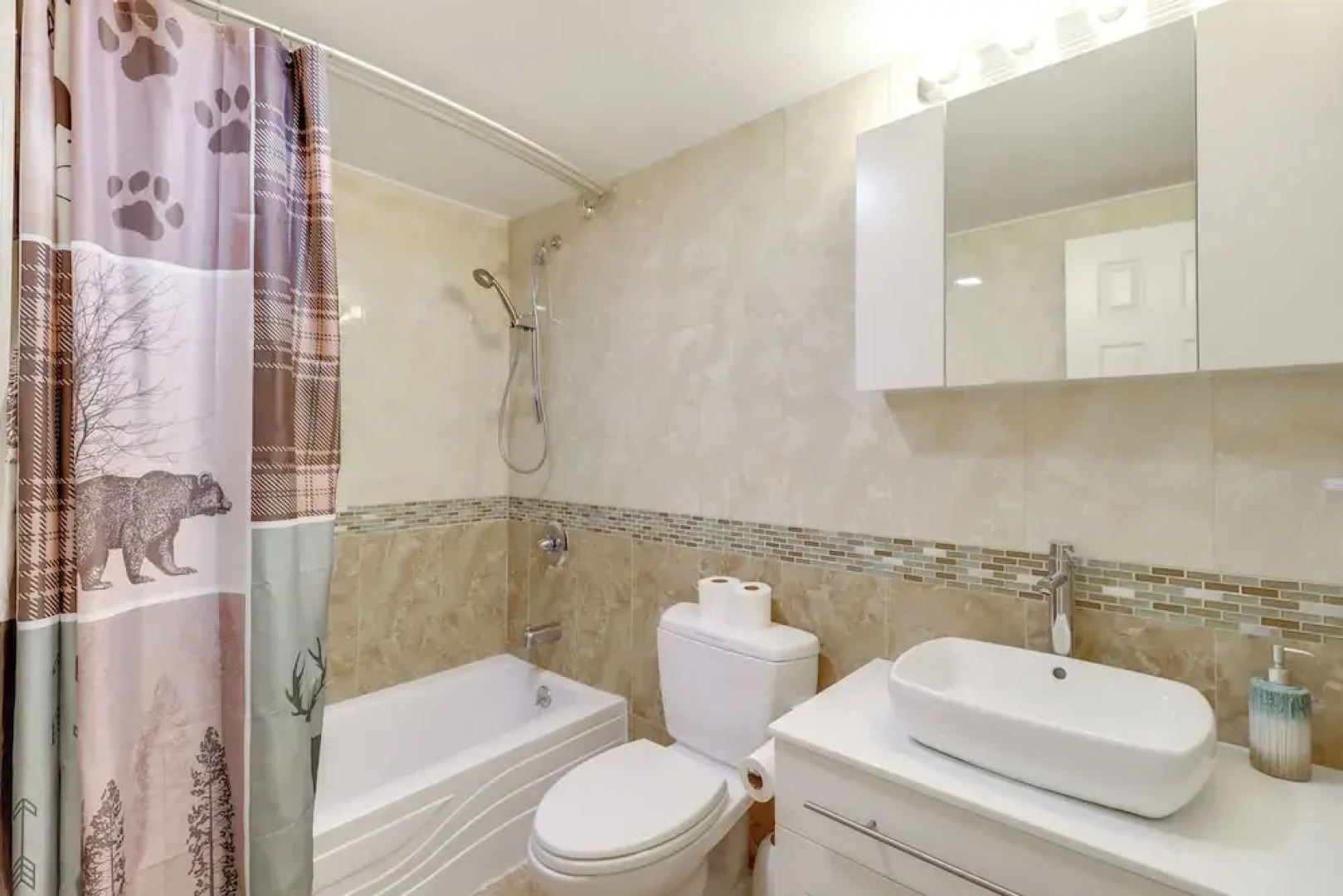 Community Indoor Pool: Tannersville Townhome