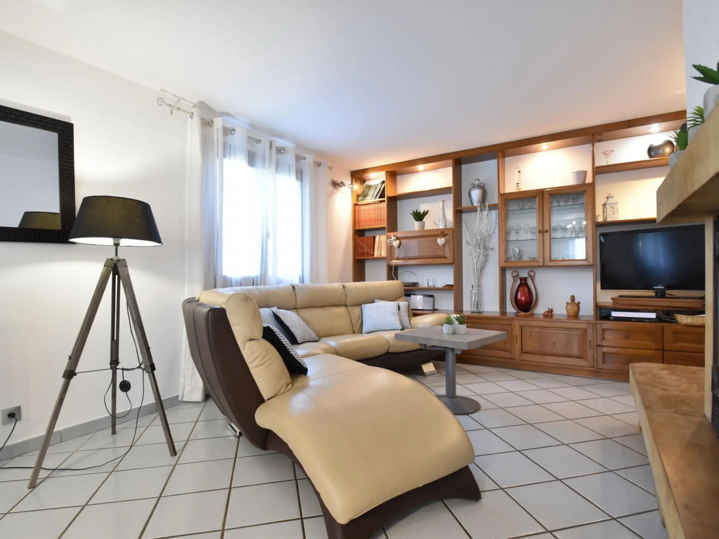 Comfortable Villa Near Alvignac With Private Swimming Pool and Stunning View