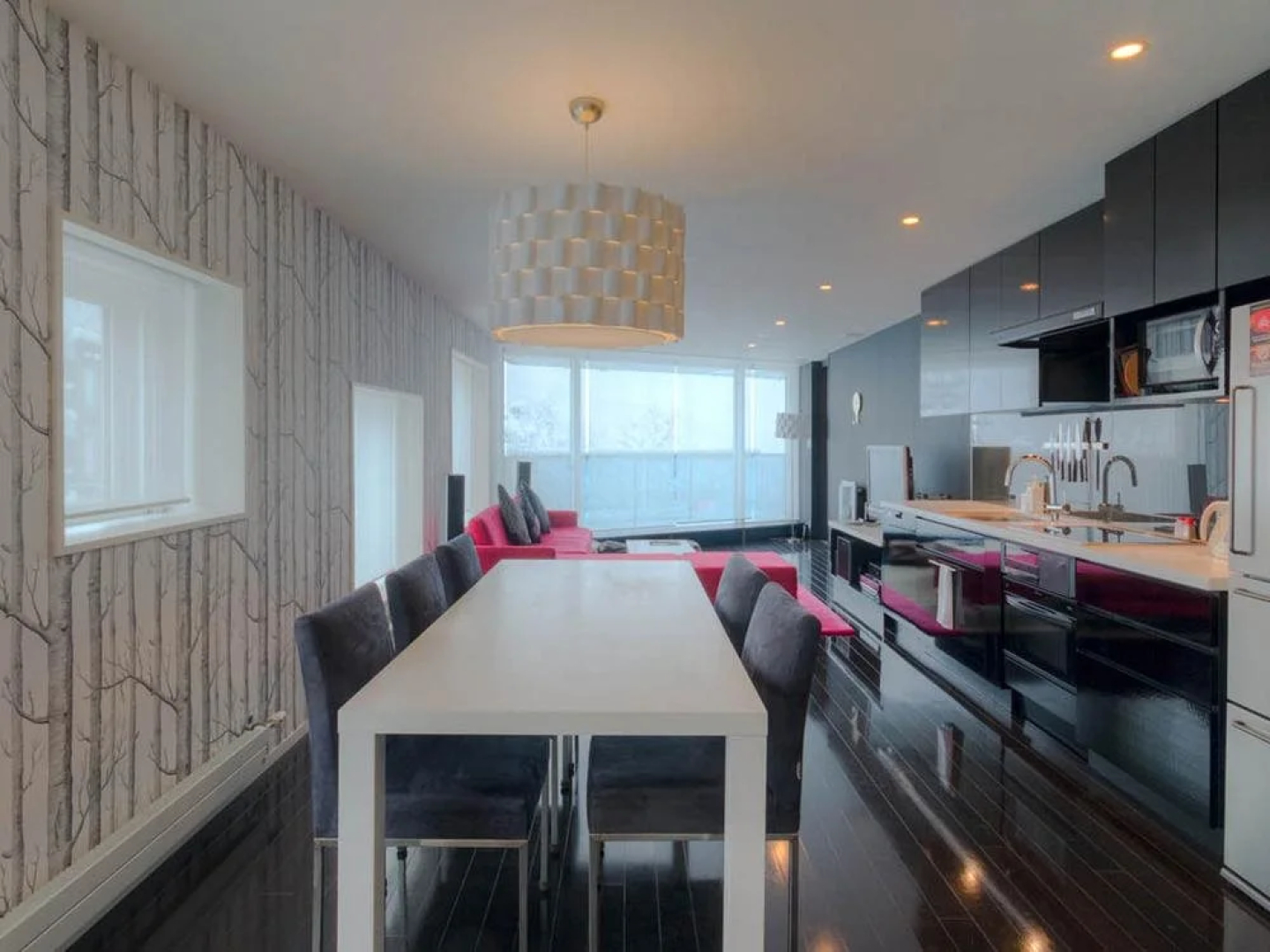 Kira Kira Suites by H2 Life