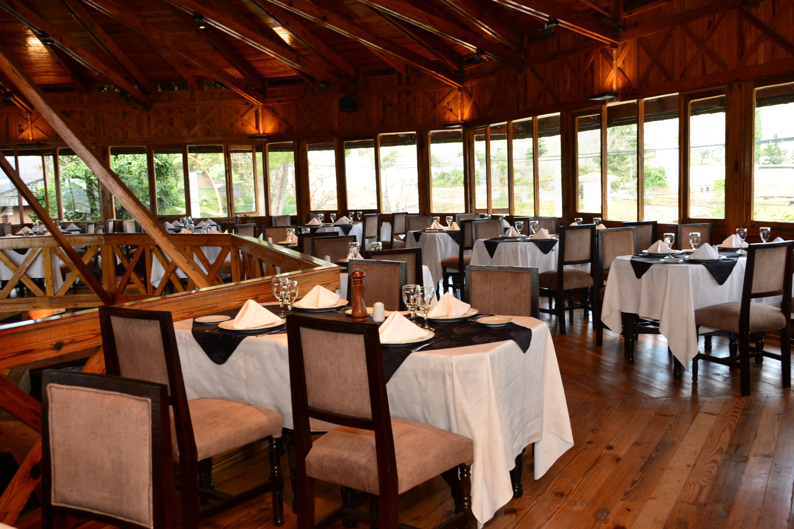 Portal del Lago Hotel