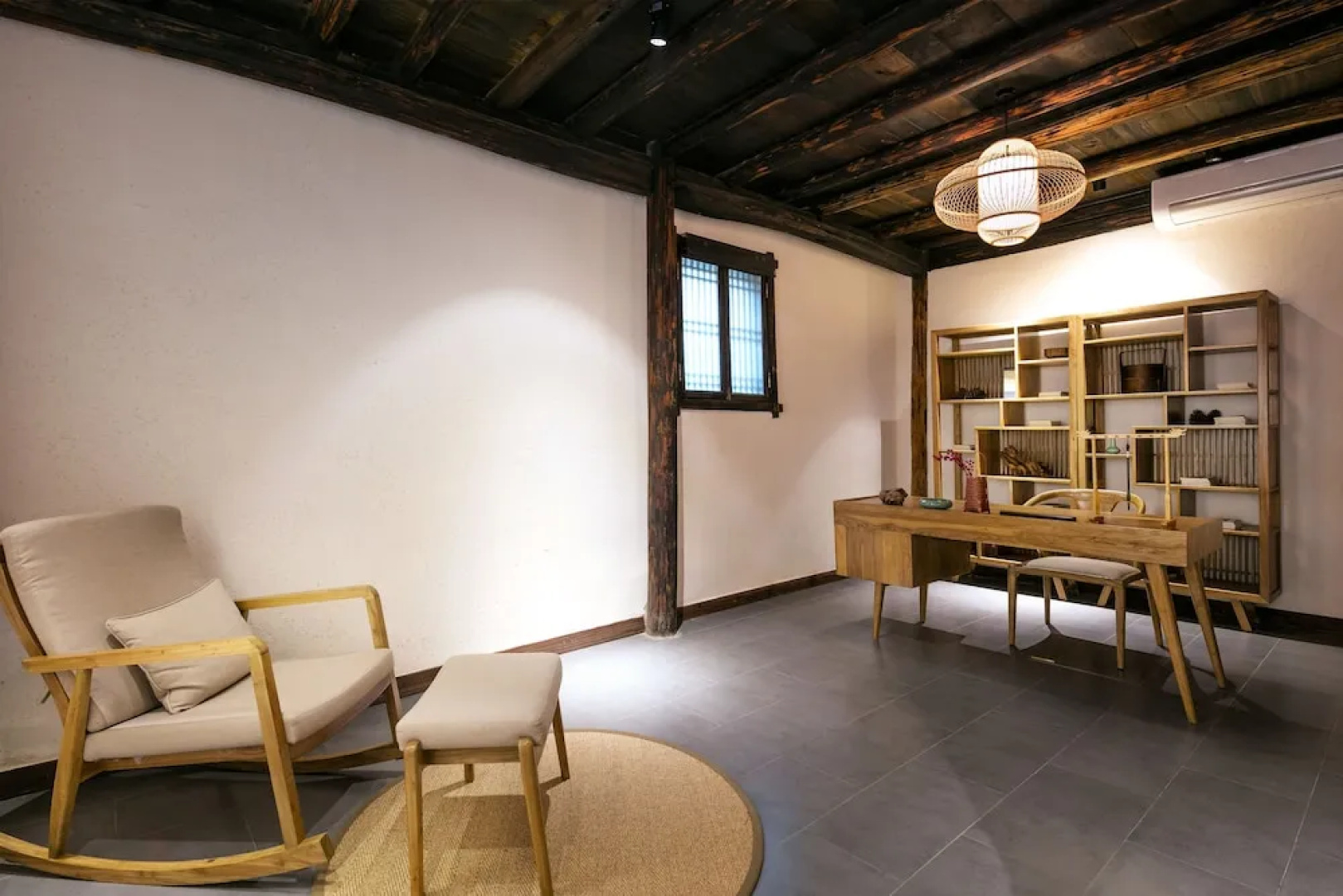 Xiananshan Village Hotel