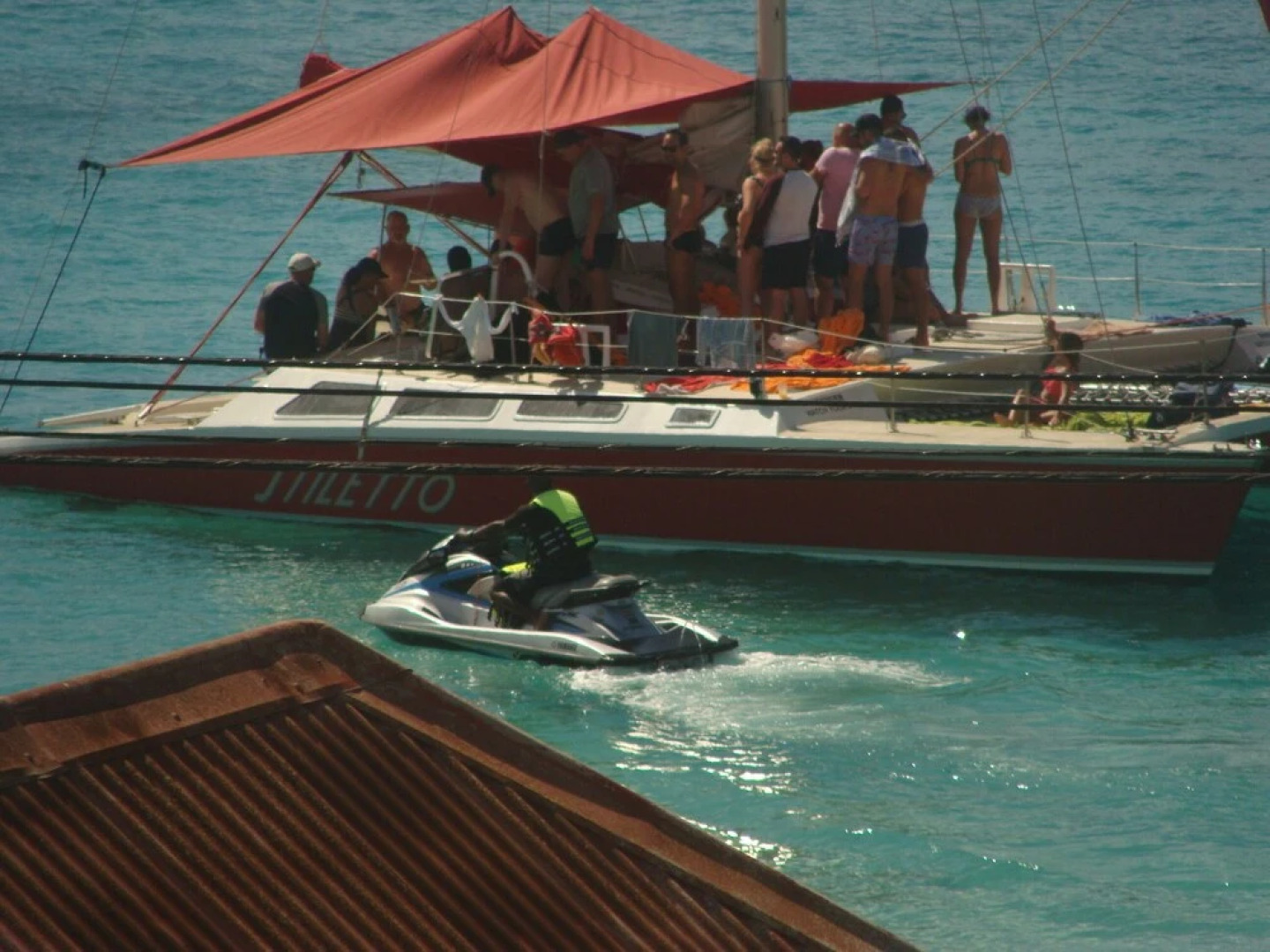 Coral Lane Beach Apartments