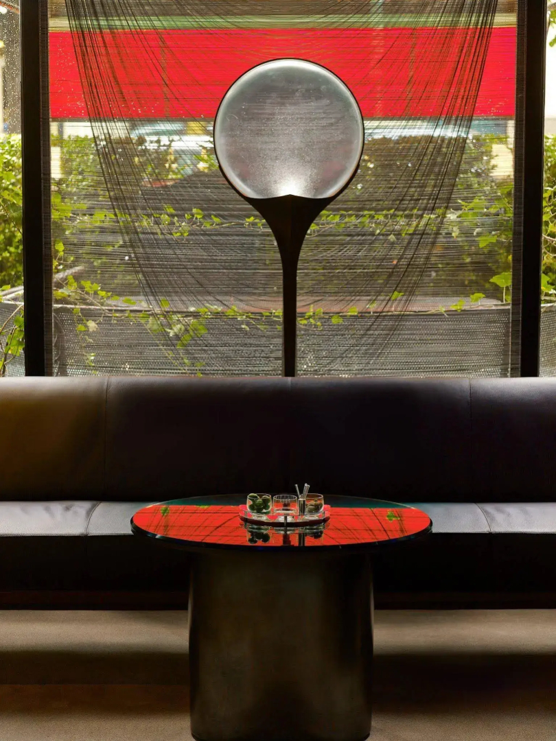 Отель Plaza Athenee