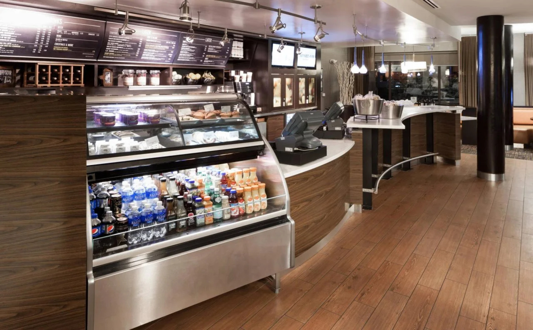 Courtyard by Marriott Los Angeles Burbank Airport