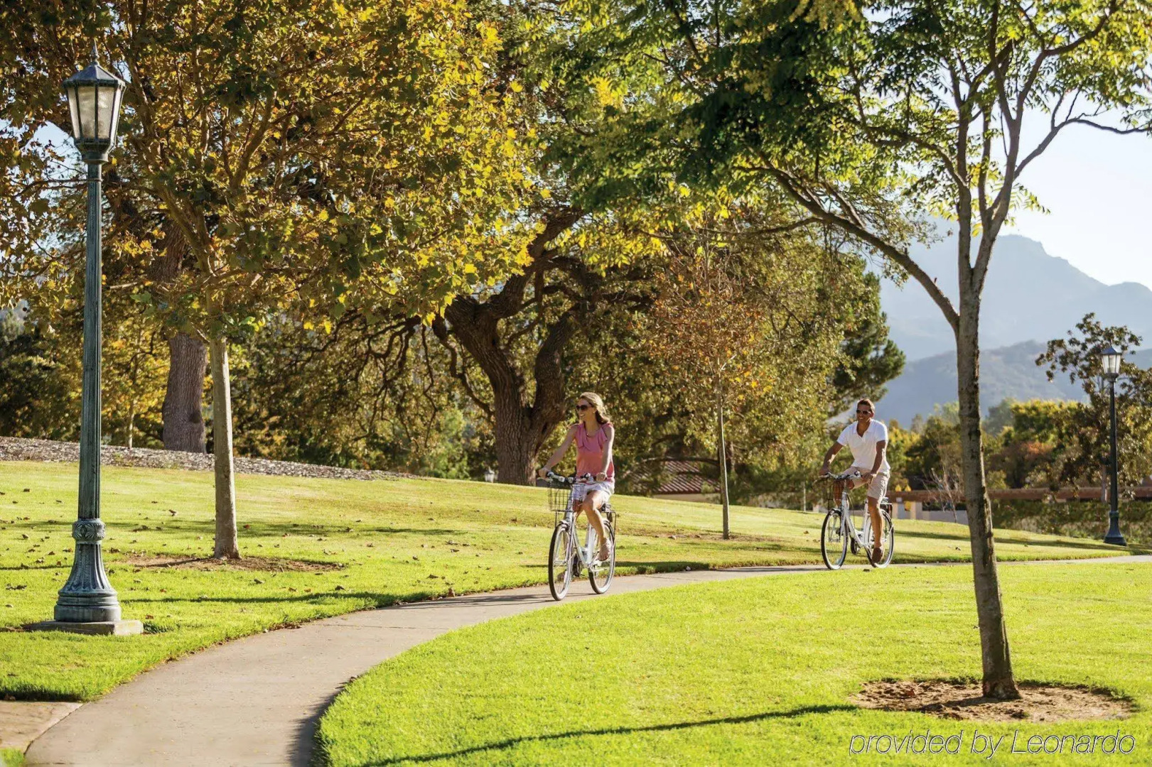 Отель Four Seasons at Westlake Village