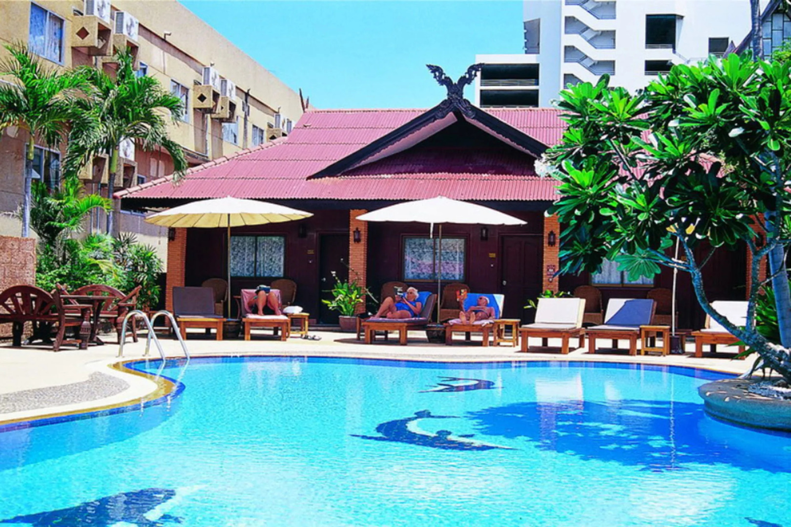 S Lodge Pattaya (formally known as Sabai Lodge)