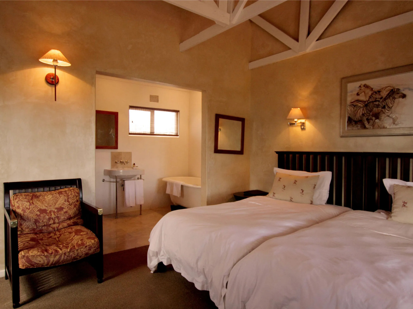 Leeuwenbosch Country House - Amakhala Game Reserve